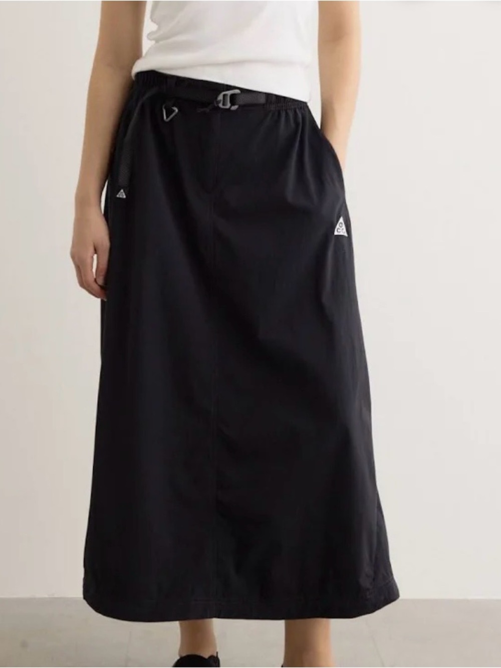 NWT Nike ACG Women's Wide Skirt with Elastic Waist - Size Small